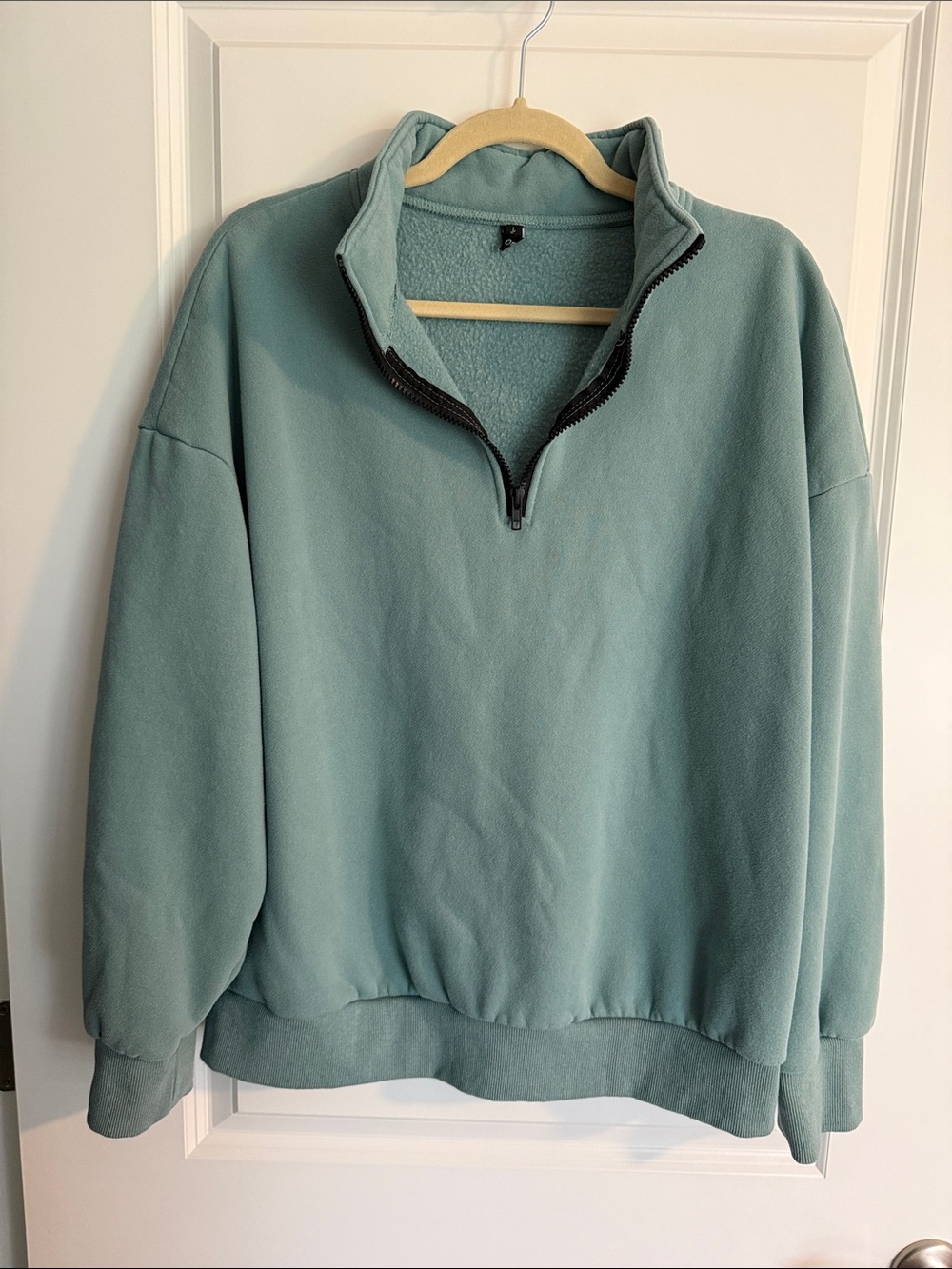 Women’s Fleece Jogger Set in Sage Green - Picture 10 of 14